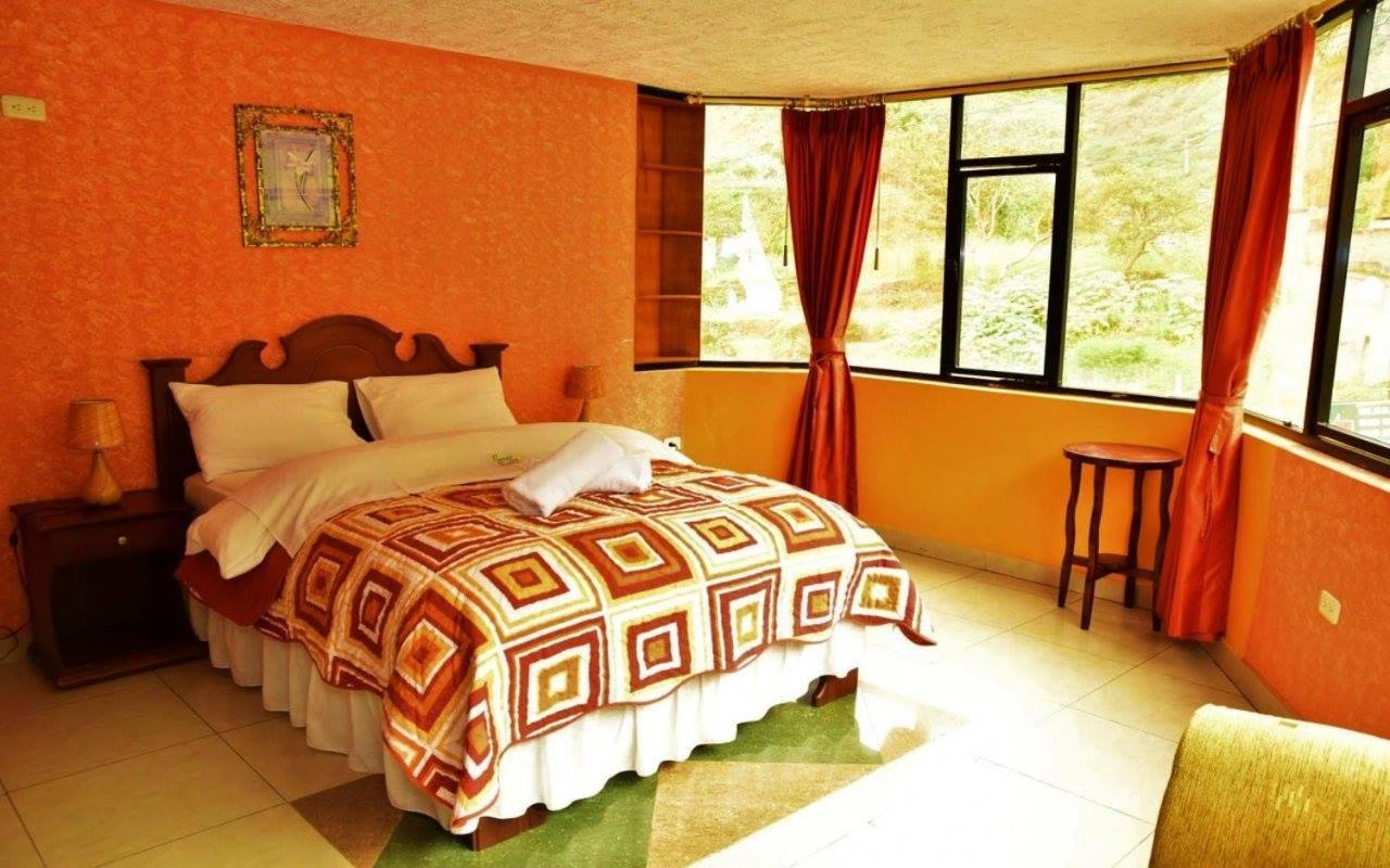Hotel Puerta Del Sol Baños Exteriör bild