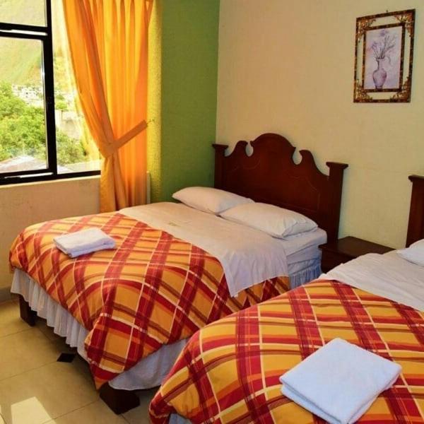 Hotel Puerta Del Sol Baños Exteriör bild