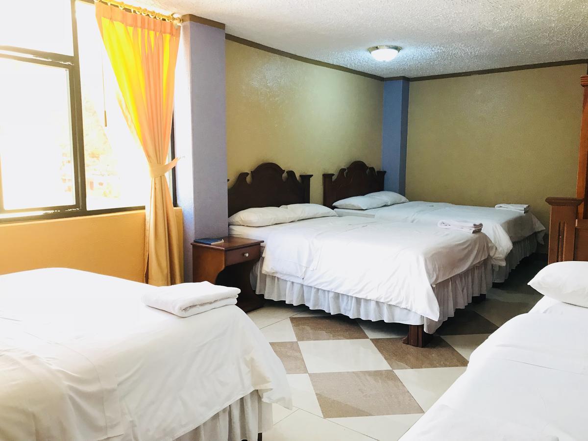 Hotel Puerta Del Sol Baños Exteriör bild
